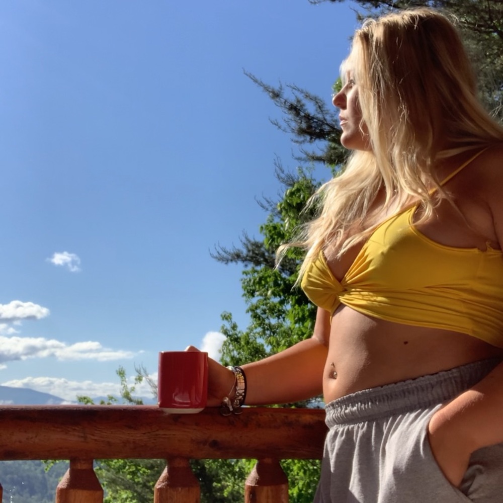 Papaya yellow crop top - size l